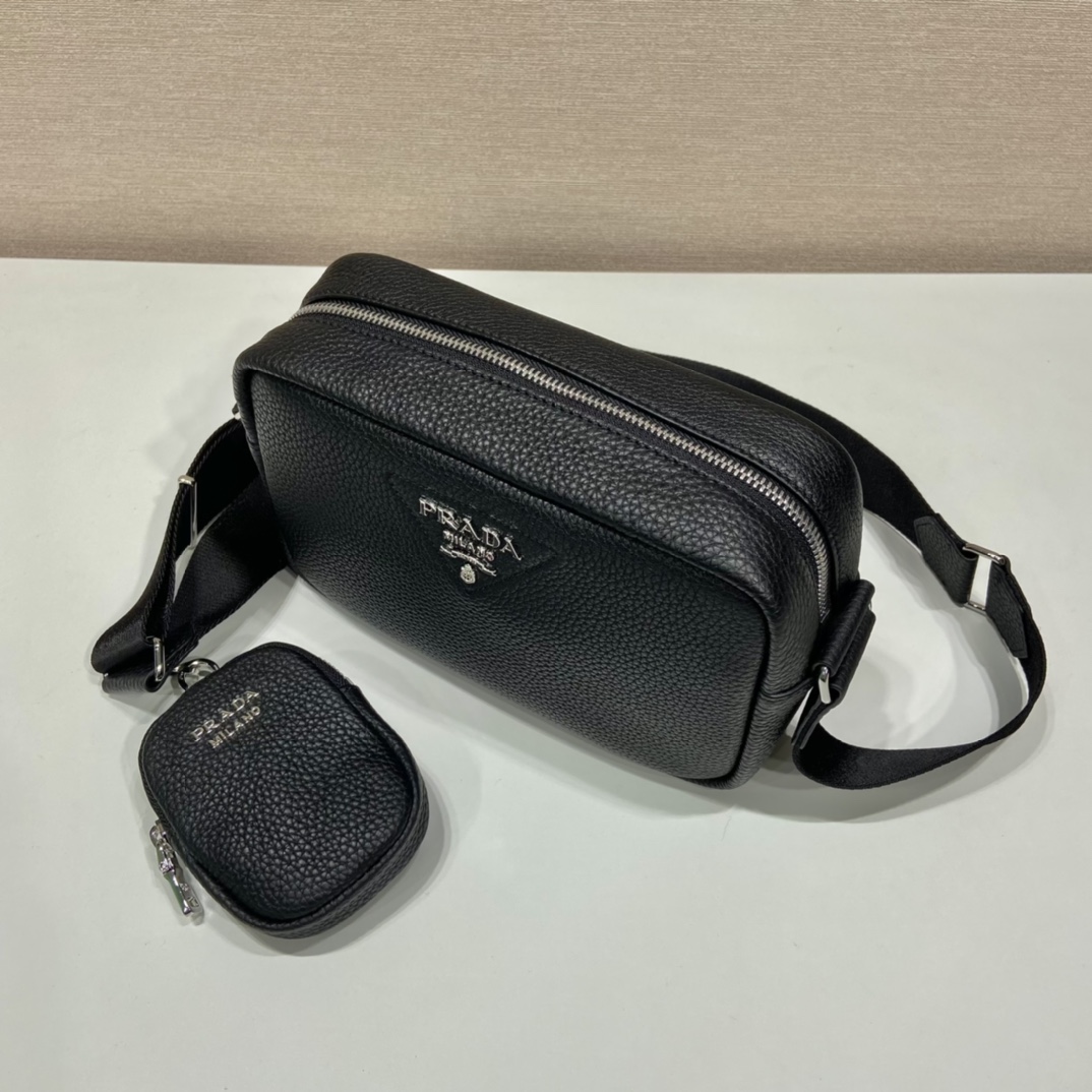 Prada_1BH182